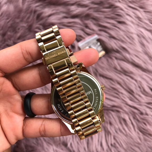 Michael Kors Gold Watch - Picture 6 of 8